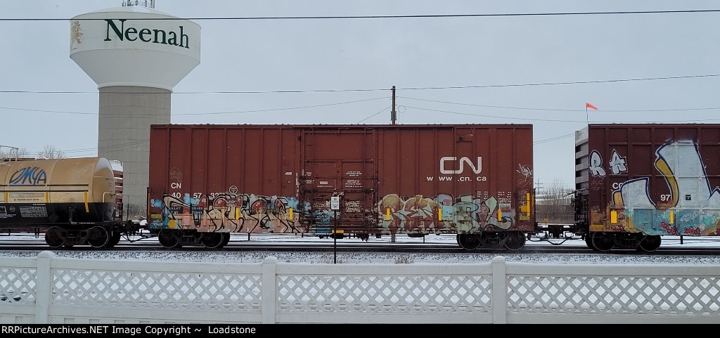 CN 405732